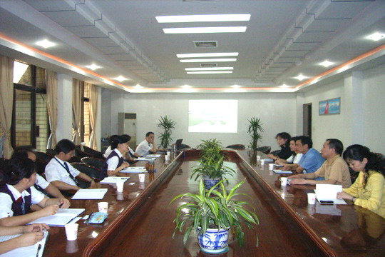 国航西南与重庆地服开展交流以提升服务品质