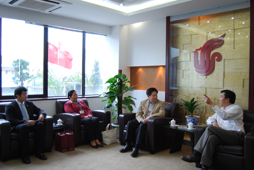 柬埔寨吴哥航空执行董事到访国航西南分公司