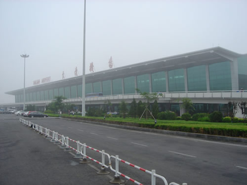 大连机场今年一季度迎送旅客133.7万人次