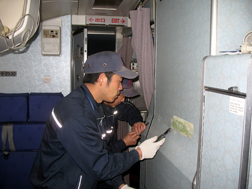 国航成都维修基地全面提升飞机客舱整新水平