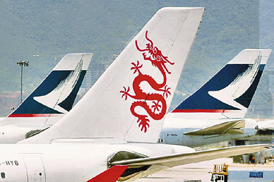 今年六月份国泰航空与港龙航空载客量同比上升