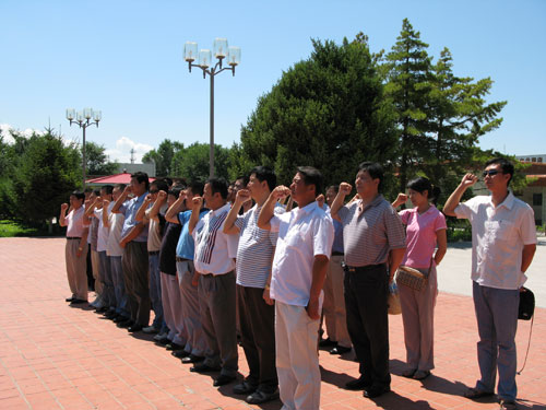 南航新疆分公司飞行部八一前夕鼓士气战旺季