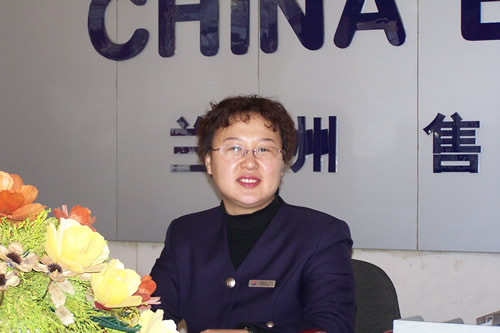 东航甘肃分公司售票处大厅主任王金文同志事迹