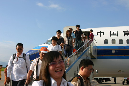 南航广西分公司引进今年第三架B737-800飞机