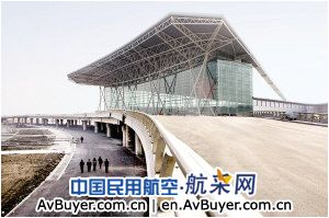 天津滨海国际机场新航站楼高架桥建设完工