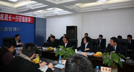 民航总局空管局局长苏兰根视察大连空管站