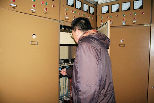 20KW UPS设备在通辽机场空管站投入使用