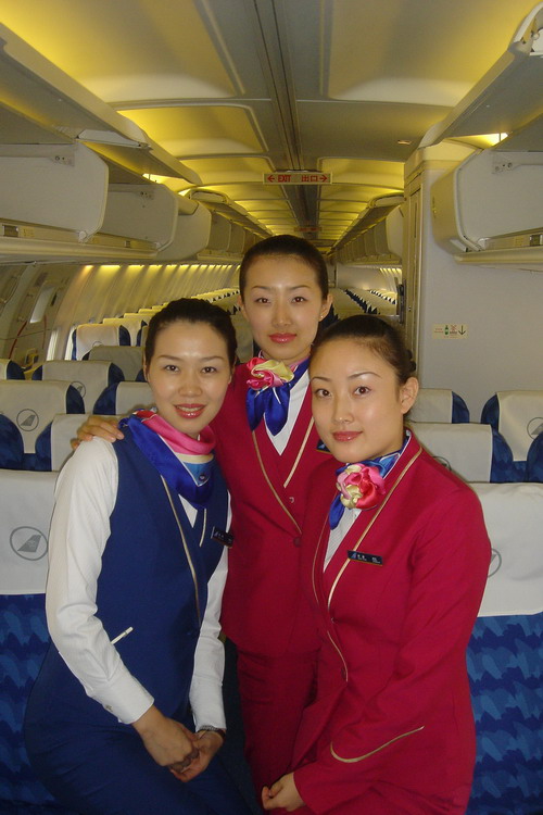 南航新疆公司客舱部:如何加强乘务长的管理