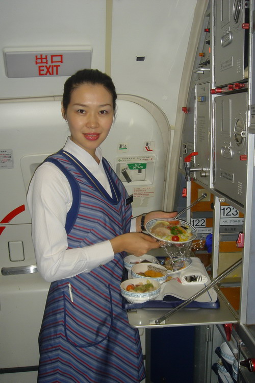 南航新疆公司客舱部:如何加强乘务长的管理