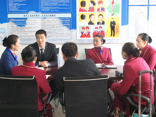 南航新疆客舱：开展安全整顿，确保措施到位