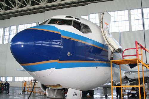 新疆飞机维修基地加强思想工作确保队伍稳定