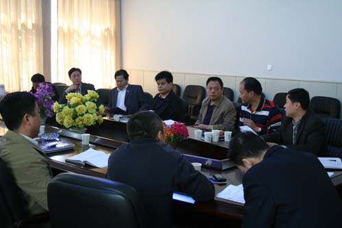 南航新疆分公司飞行部专题研究空防形势