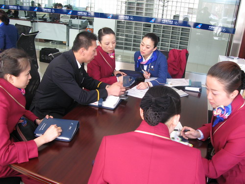 冷空气入侵 南航新疆客舱部全力保航班正常运行