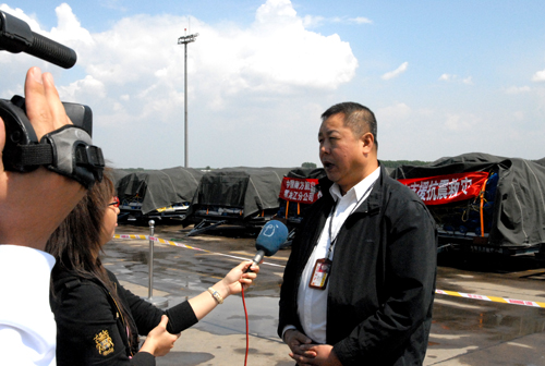 南航黑龙江分公司昼夜奋战支援抗震救灾