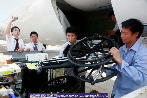 深航今年引进的第11架客机“希望航班”抵成都