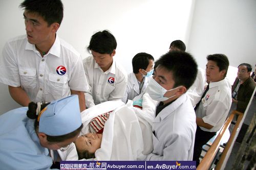 东航云南分公司抗震救灾纪实图片(四)