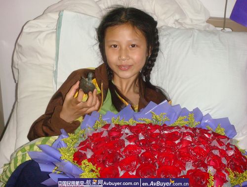 东航云南分公司抗震救灾纪实图片(四)