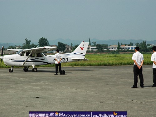 遂宁机场恢复民航飞院飞行训练