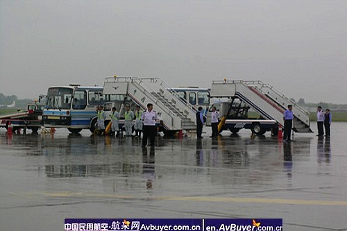 奥运火炬东北地区航空保障工作会在齐市召开