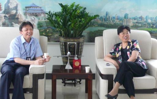 国航副总裁张兰一行到华南基地视察工作
