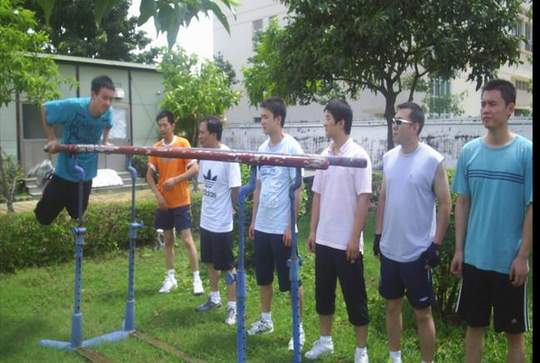 汕头航空有限公司强化空保人员训练和学习