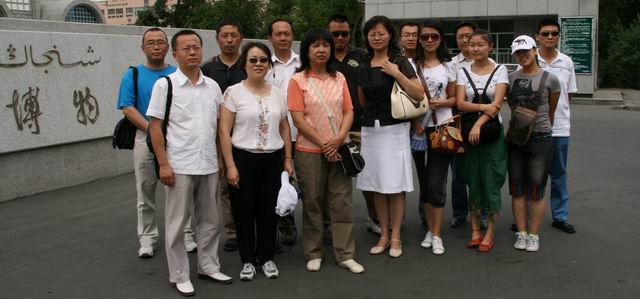 新疆空管局开展七·一追记历史喜看新貌活动