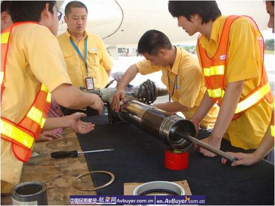 汕航机务人一心一意谋安全,全力以赴保奥运