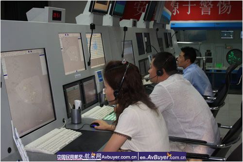 飞机发动机引气故障 天津空管精心指挥安全落地