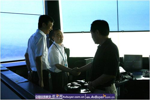 苏兰根局长到华北空管局慰问并指导奥运保障