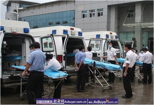 昆明巫家坝国际机场举行应急救护单项演练