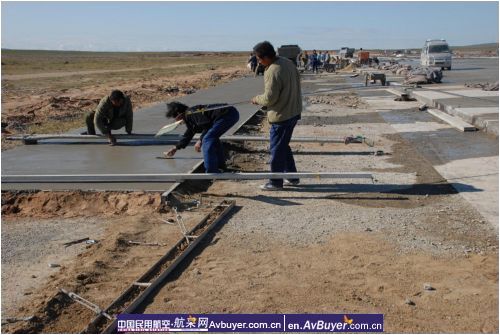 锡林浩特机场飞行区改造工程形象进度之十五