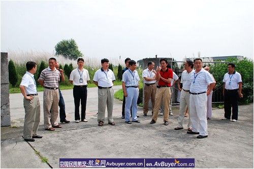 飞院新津分院召开保障油料安全三十周年座谈会