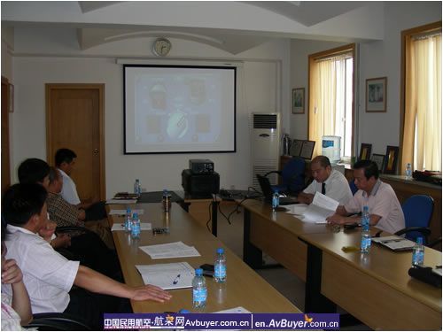 南航股份大连分公司两位副驾驶升级为机长