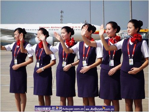 前奥委会主席萨马兰奇乘坐东航航班前往西安