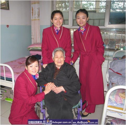 南航新疆客舱部:心灵关爱,抹不去的感动