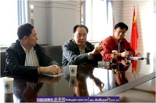 民航飞院郑孝雍校长一行赴洛阳分院调研