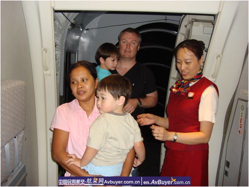 国航曼谷营业部紧急疏散滞泰旅客纪实