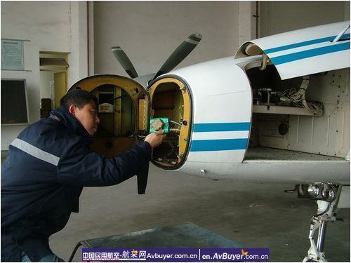 飞院广汉分院机务维修运行管理30年回顾