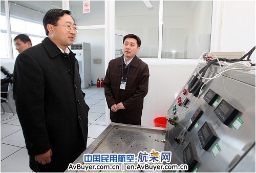 南航股份总工程师唐兵大连飞机维修厂调研