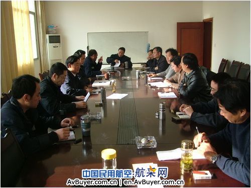 飞院广汉机务层层签订《2009年安全责任书》