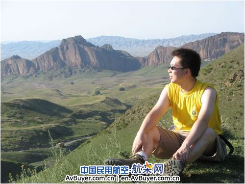 2009年春运先进人物事迹报告-周磊