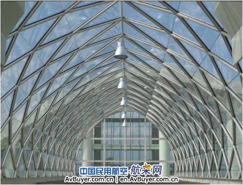 德宏芒市机场组织新老候机楼转场演练