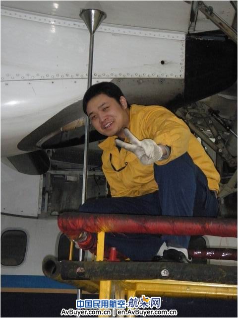 众人齐努力 高奏凯歌还之机务精神