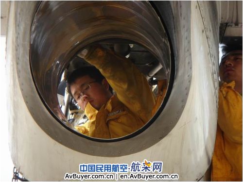 众人齐努力 高奏凯歌还之机务精神