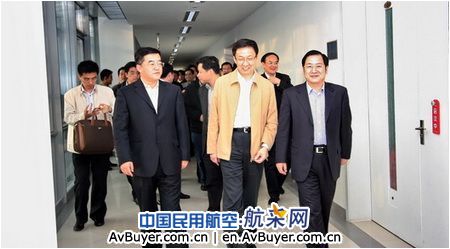 上海市委副书记、市长韩正到中国商飞调研