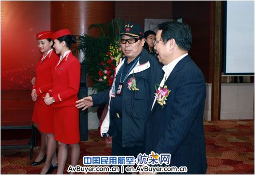 深圳航空公司与沈阳市人民政府签订合作协议