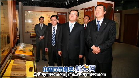 中国商飞与交通银行签署金融战略合作框架协议