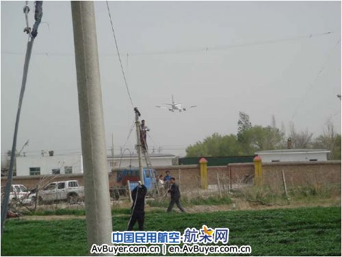 新疆通信网络公司程控电话部顶风抢修故障线路