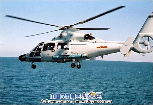 哈飞直9舰载直升机青岛军演展英姿