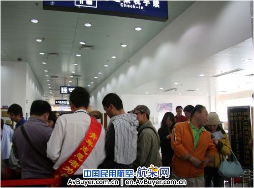 “五一”小长假 丽江机场共运送旅客15763人次